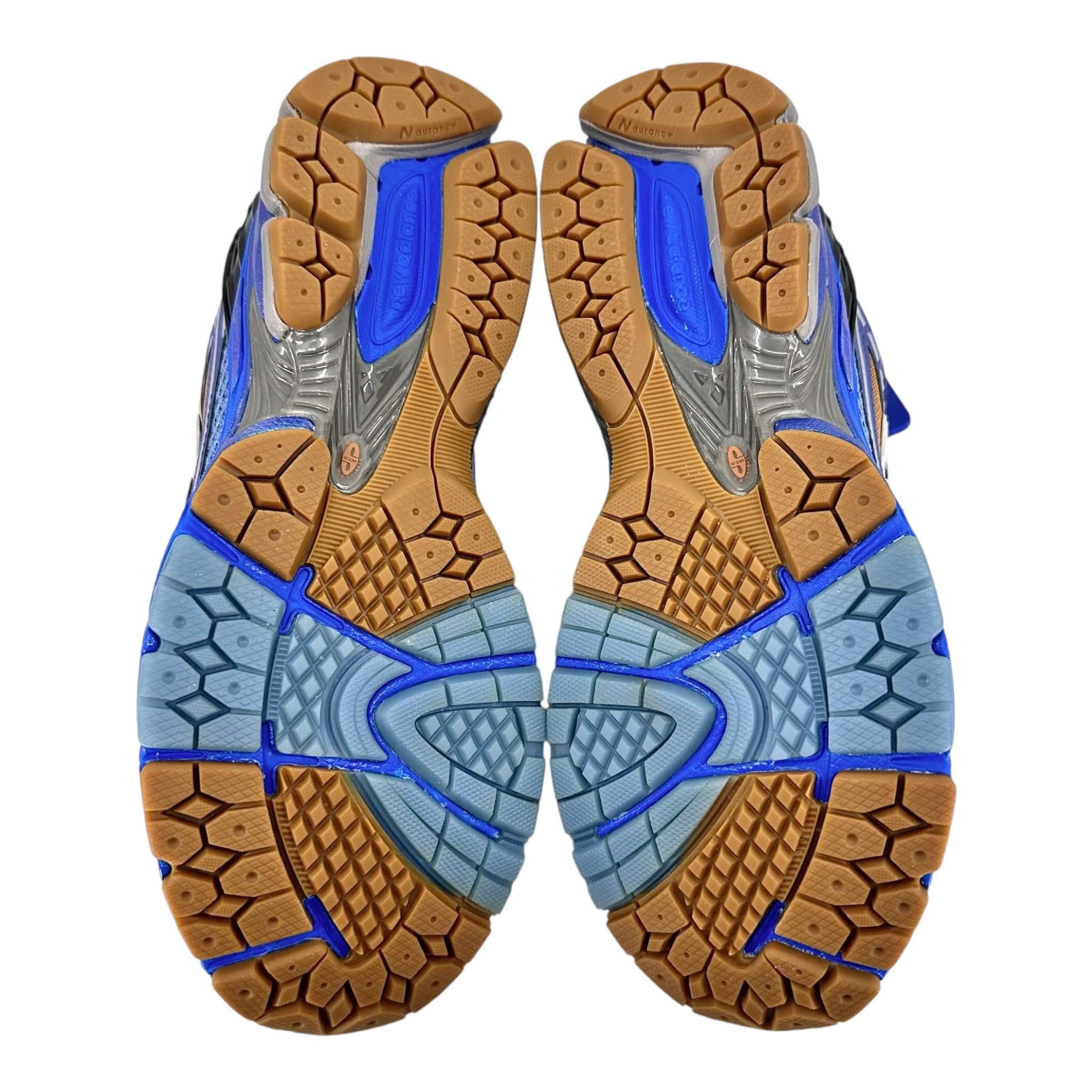 1906R Action Bronson Medusa Azul