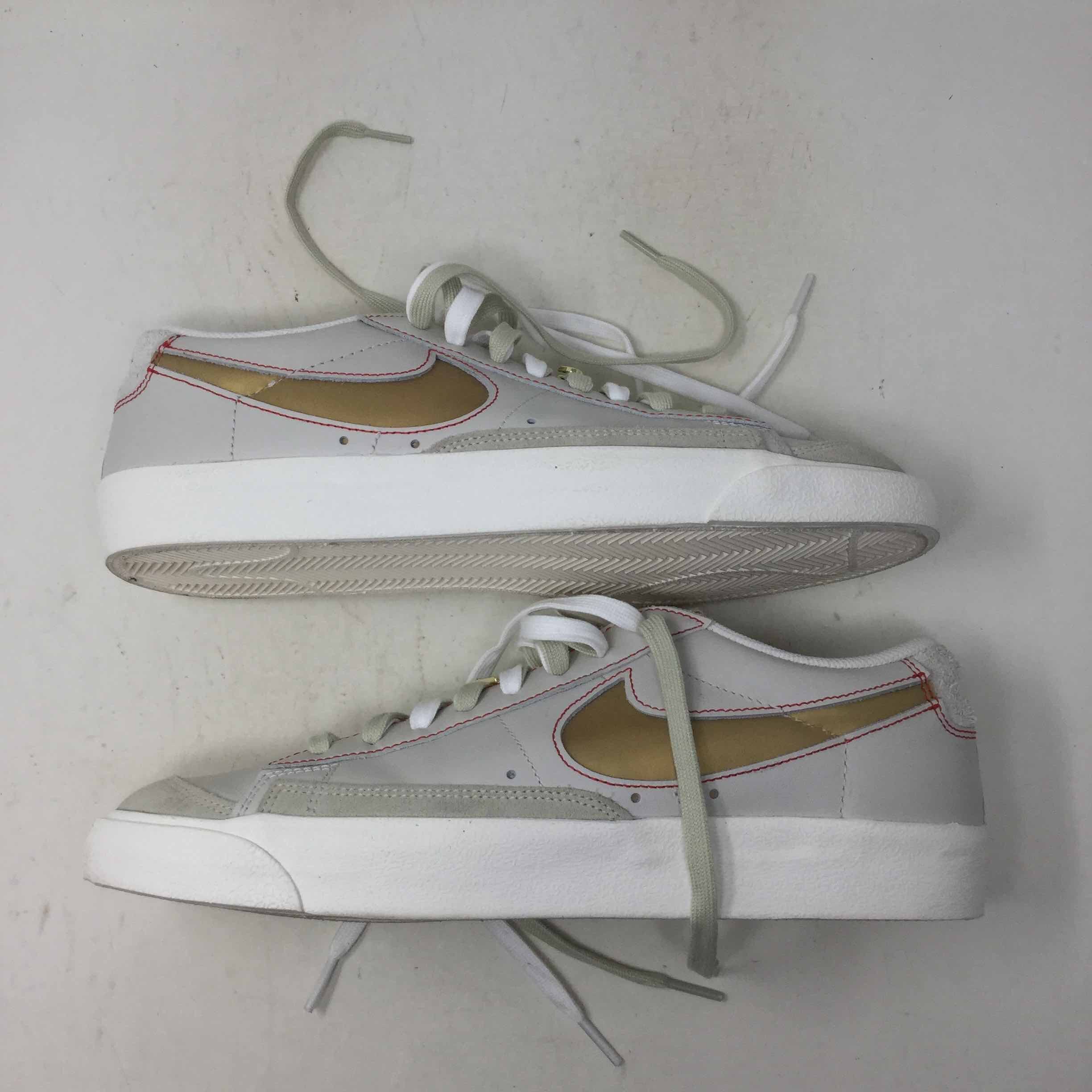 Nike Blazer Low 77 Premium First Use - Light Bone